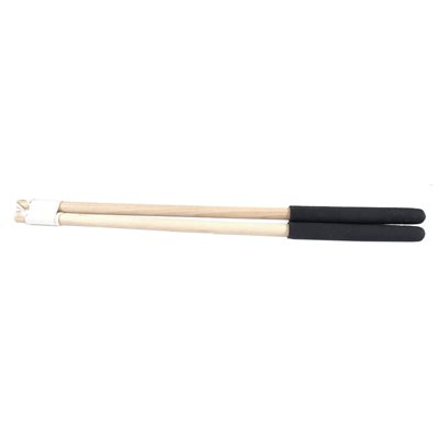 Paire de baguettes de diabolo en bois, 35,5 cm (14") Paire de baguettes de diabolo en bois, 35,5 cm (14")