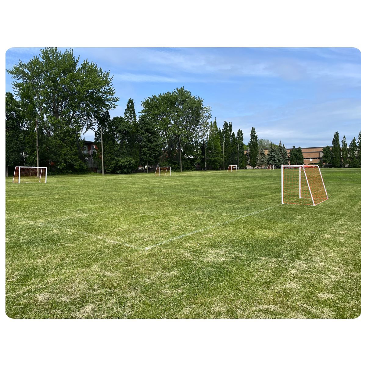 Pair of Aluminum MiniSoccer Goals, Square Posts, 5' x 8' x 2.25' x 4'